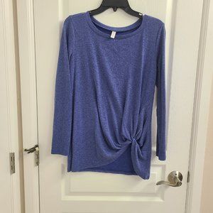 Niloufo Long sleeve with bottom twist